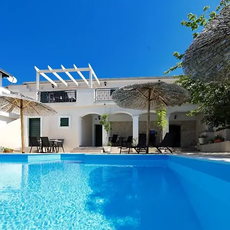 Didovi Dvori * Bibinje