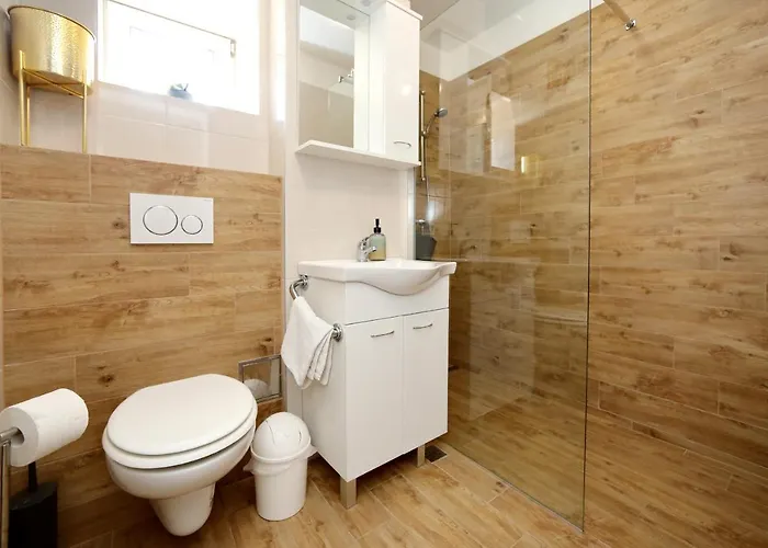 Didovi Dvori 아파트 비빈제