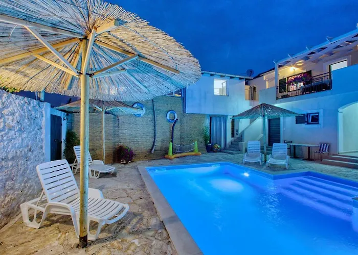 Didovi Dvori 아파트 비빈제