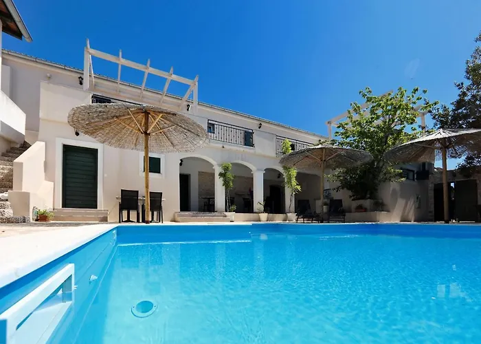 아파트 Didovi Dvori *