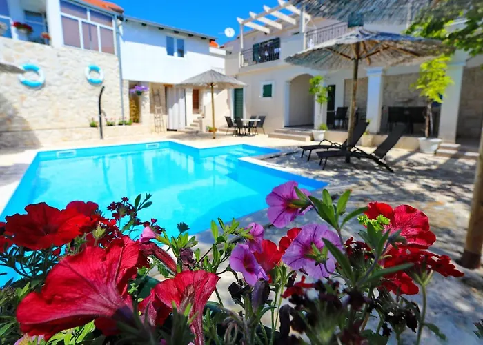 아파트 Didovi Dvori *