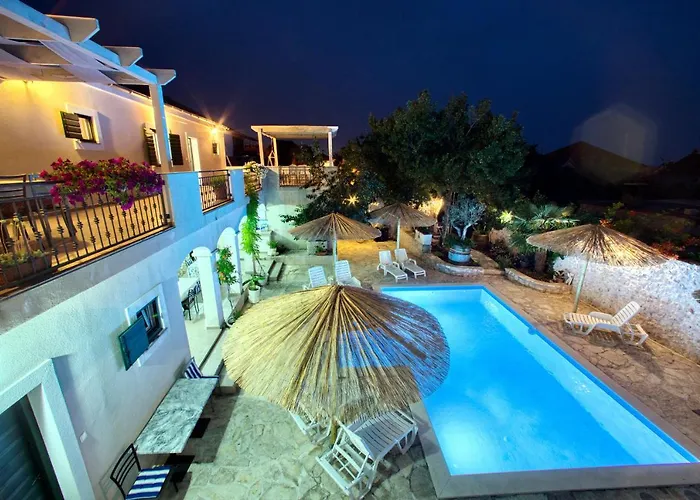 Didovi Dvori 아파트 *