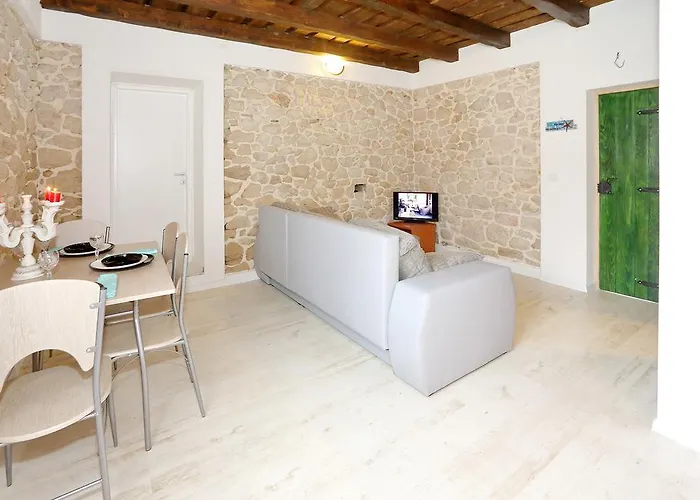 Didovi Dvori Apartment *