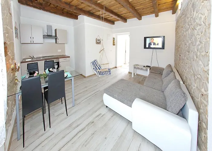 Didovi Dvori 아파트 비빈제