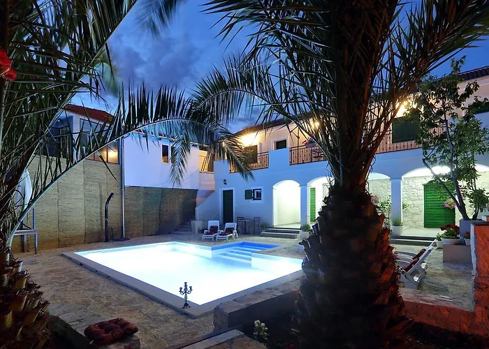 아파트 Didovi Dvori *