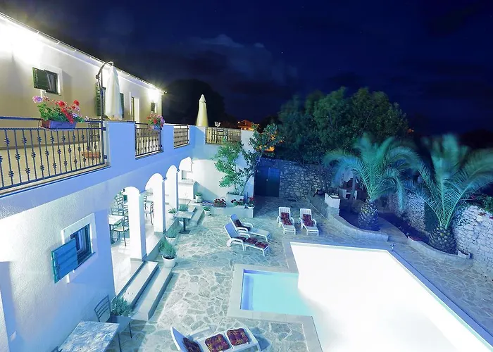 아파트 Didovi Dvori