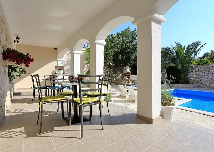 Didovi Dvori 비빈제